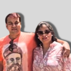 Happy couple on Thailand vacation – Fab Holidays testimonial client profile